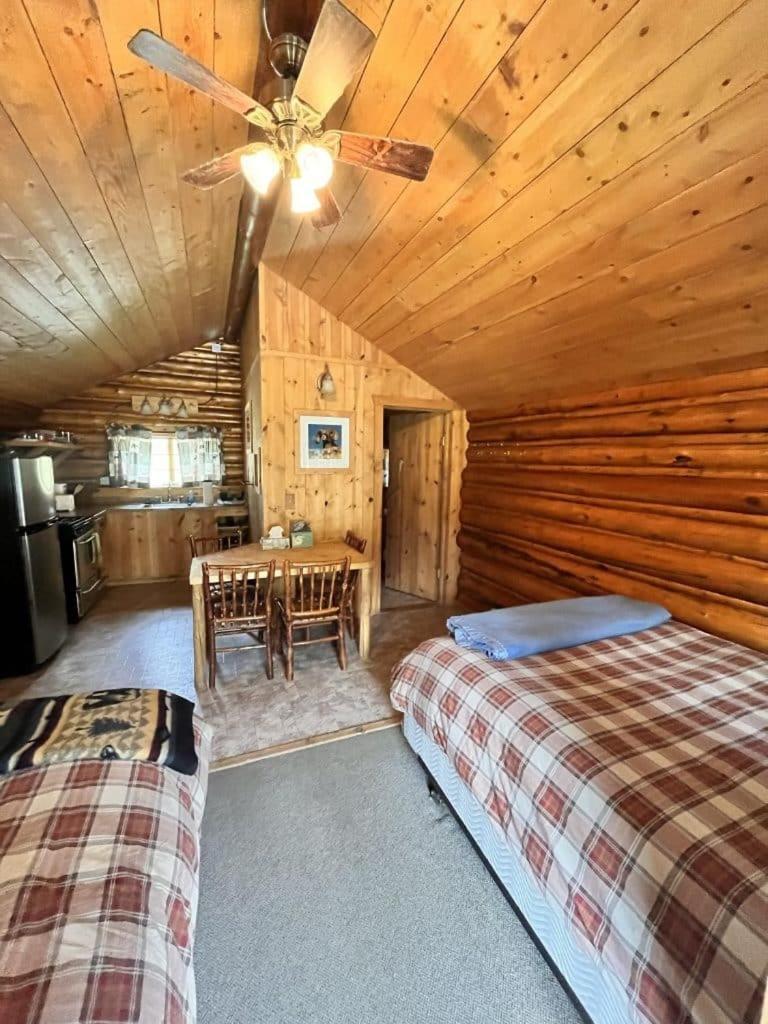 Silver Gate Lodging Cooke City Bagian luar foto