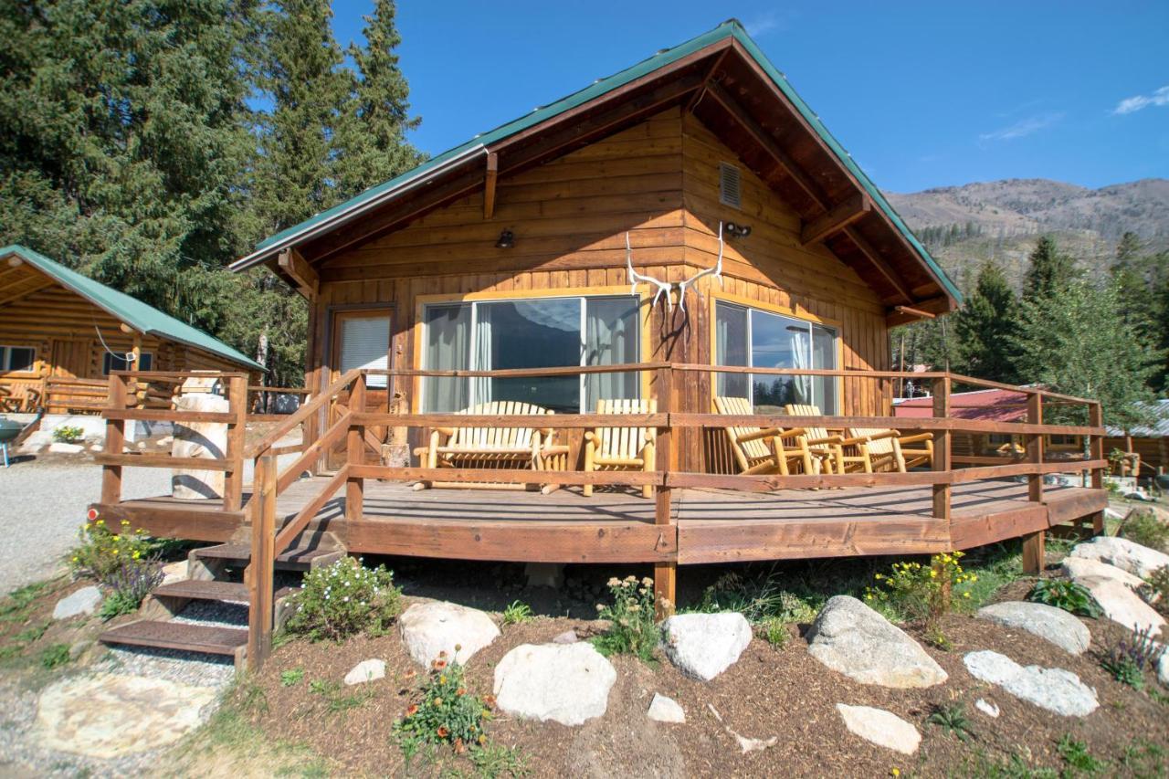 Silver Gate Lodging Cooke City Bagian luar foto