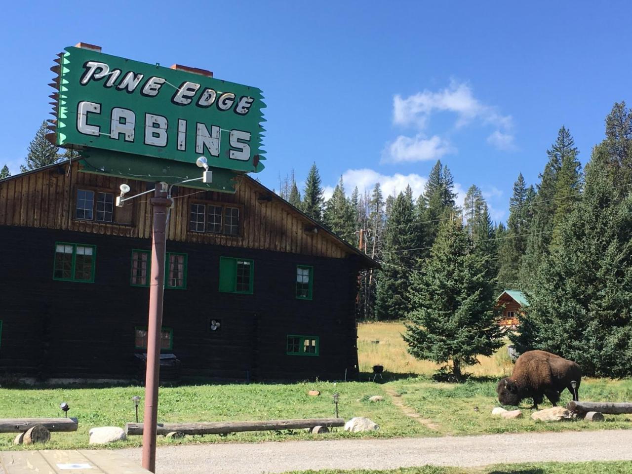 Silver Gate Lodging Cooke City Bagian luar foto