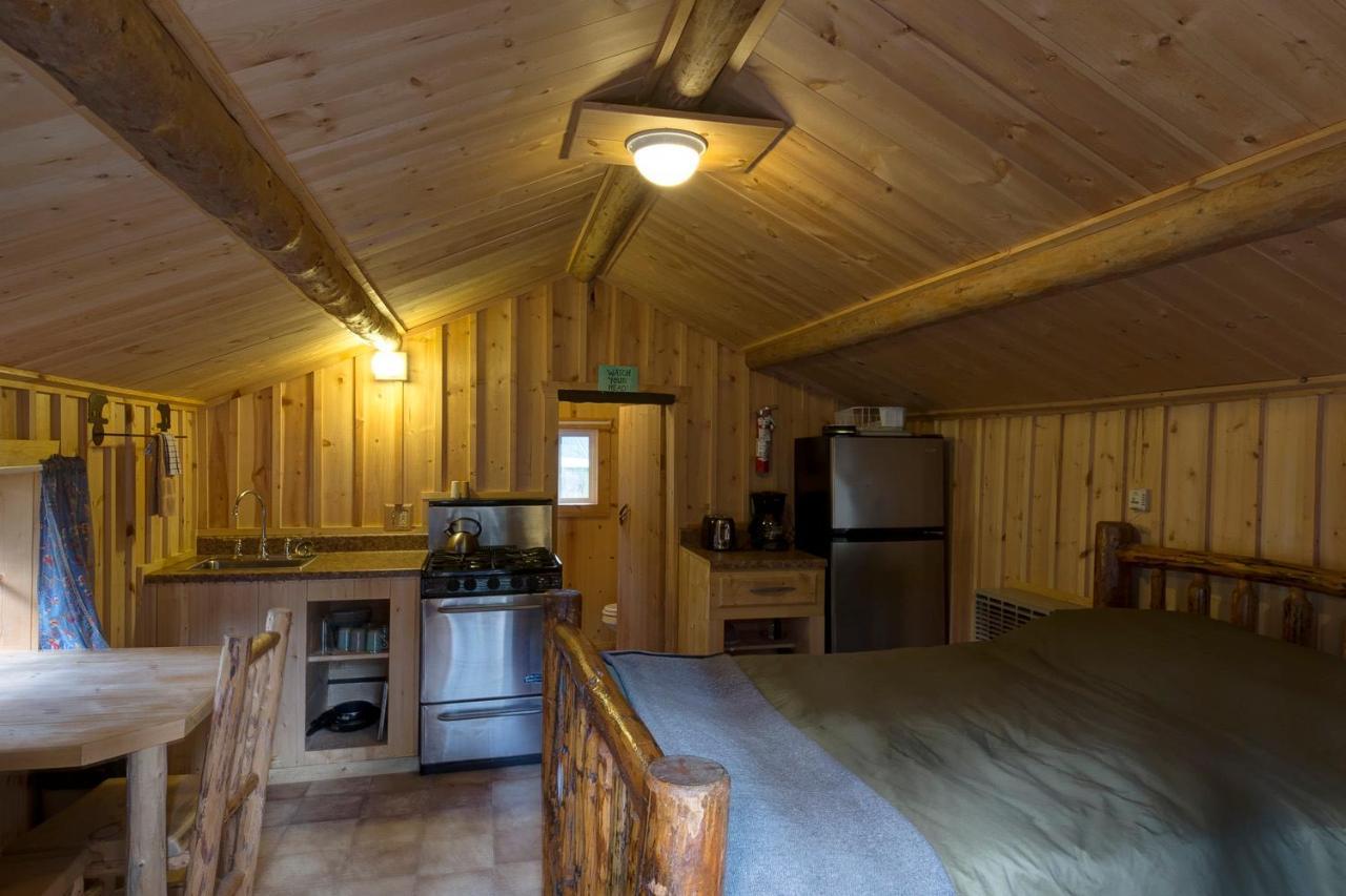 Silver Gate Lodging Cooke City Bagian luar foto
