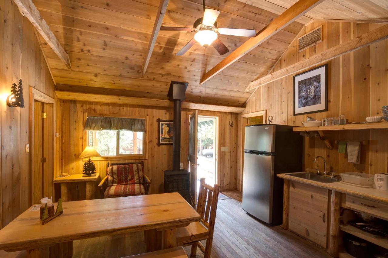 Silver Gate Lodging Cooke City Bagian luar foto